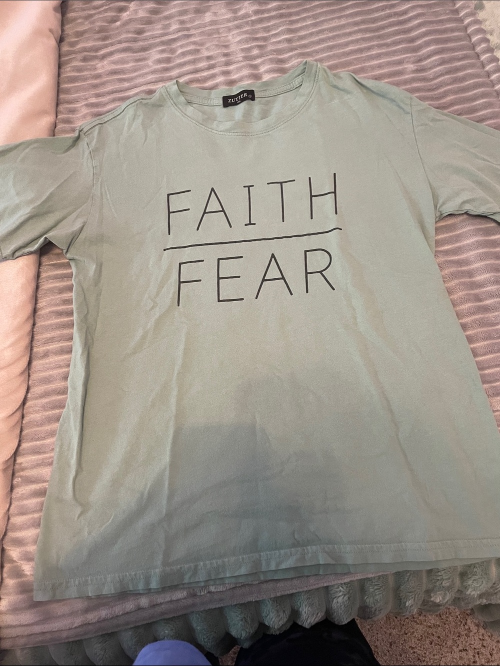 Zutter Faith Over Fear Short-Sleeve Tee in Light Sage